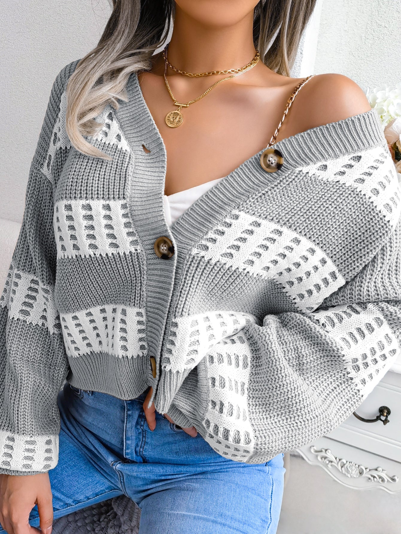 Women Designer Color Block Lantern Sleeve Cardigan Sweater Coat